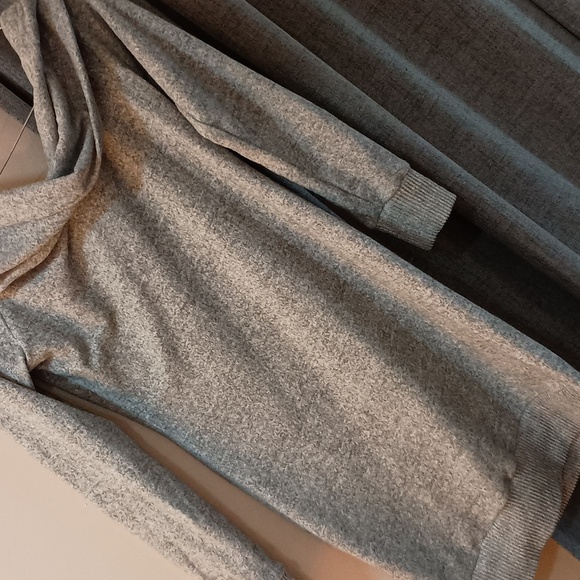 Derek Heart - Picture 2 of 3